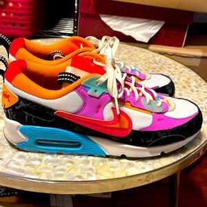 Air max futura size 9